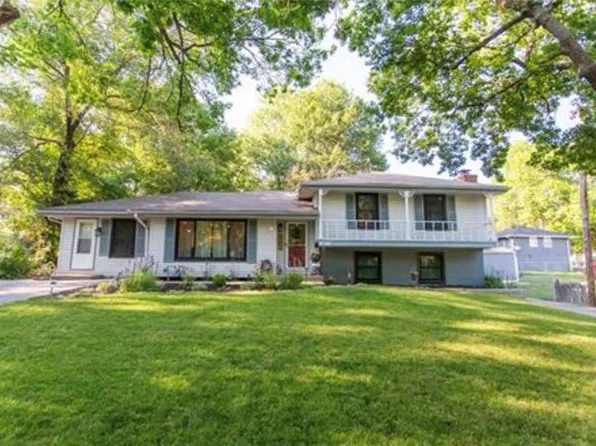 6202 E 103rd St, Kansas City, MO 64138