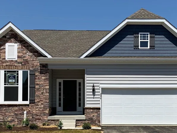 224 N Heron Cir, New Castle, DE 19720