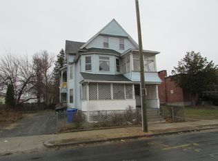 658 Union St, Springfield, MA 01109