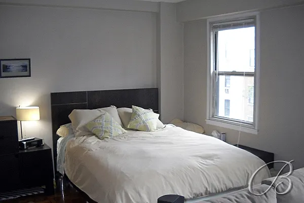 Sold by Bellmarc Realty | media 2