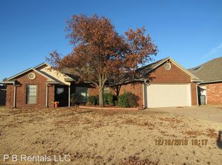 628 NW Waterford Dr, Lawton, OK 73505
