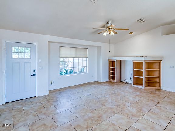 5th image of 3620 Yucca Dr