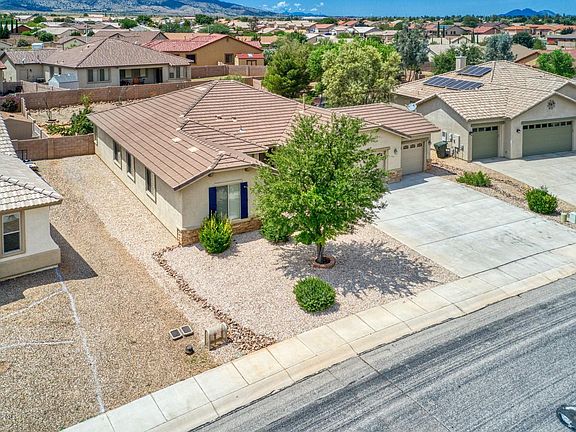 2nd image of 2546 Bending Willow Ln