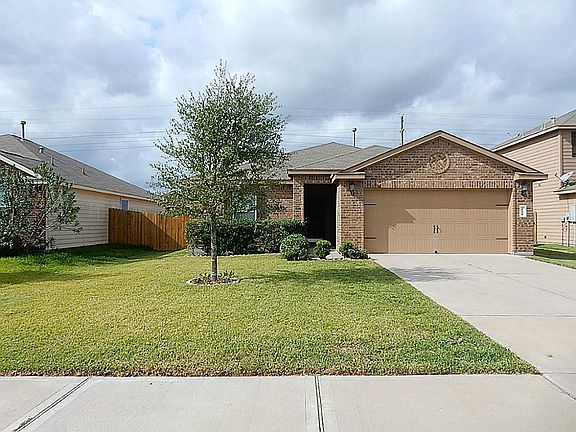 2nd image of 16135 Green Plume Ln