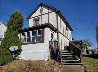 615 Oak St, Vandergrift, PA