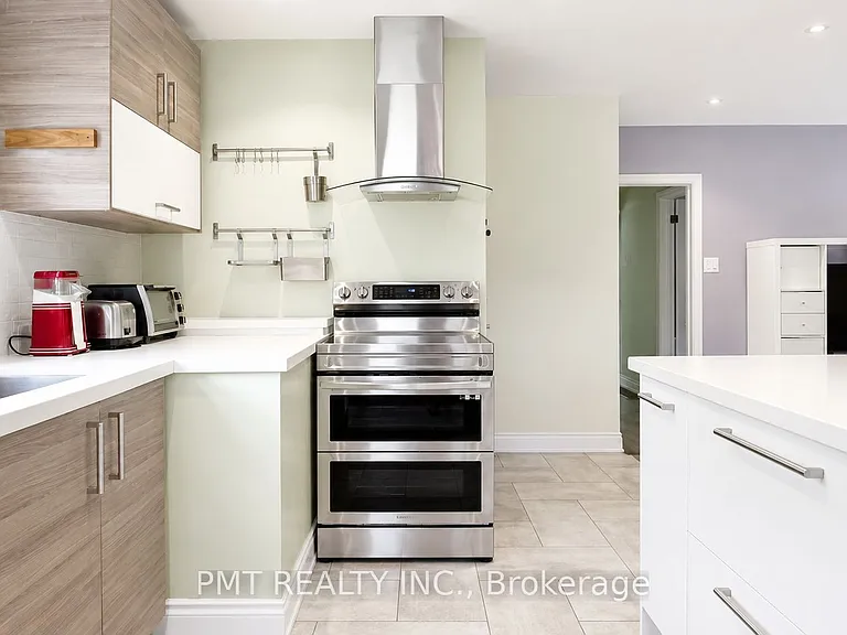 59 Mitcham Dr — Photo 5