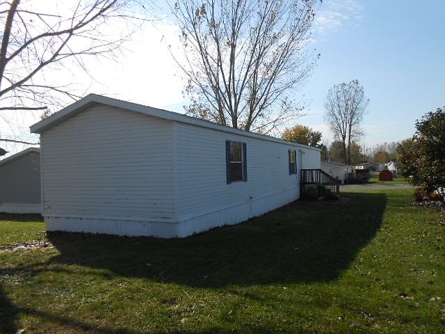 2nd image of 2265 W Parks Rd Lot 425