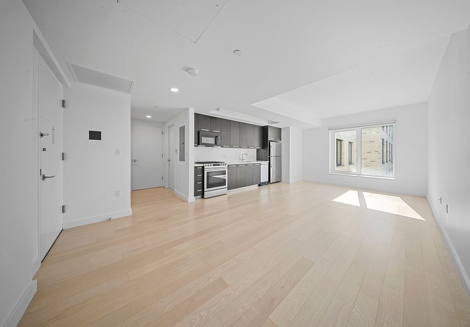 1st image of 350 Clarkson Ave APT 721