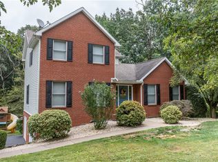 147 Woodbury Dr, Sarver, PA 16055