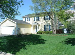 640 Timberwood Ln, Algonquin, IL