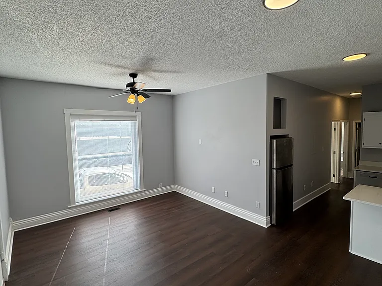 107 W Hill St #1 — Photo 7