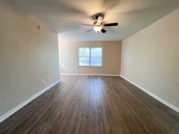3rd image of 217-219 NW 3rd Ave #2023-219B