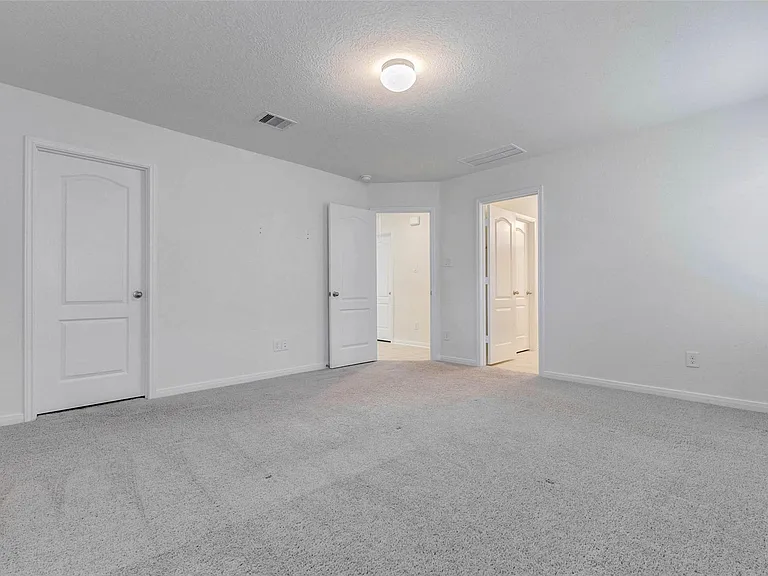 7706 Coral Key Dr — Photo 17
