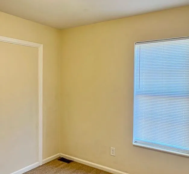 1213 Fairway Ter — Photo 10