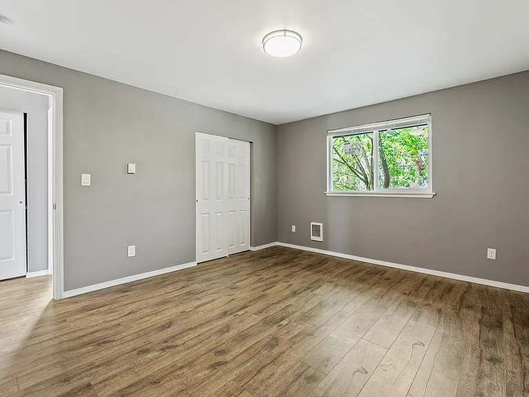 4028 S Lawrence St #G — Photo 12