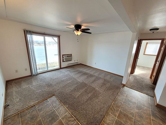 4th image of 1638 Bainbridge St #12