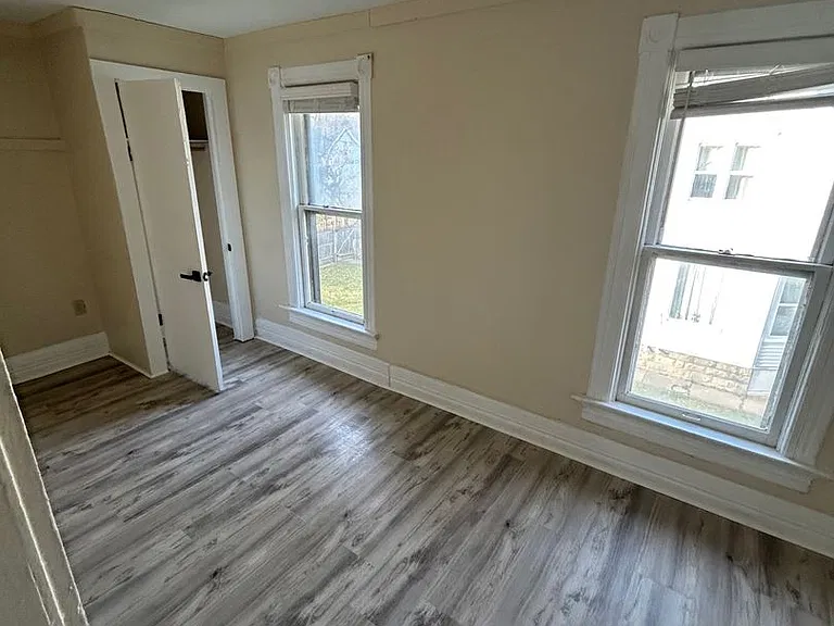 2753 N Holton St — Photo 9