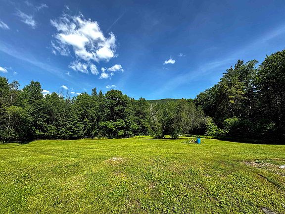 2nd image of 219 Shamrock Hill