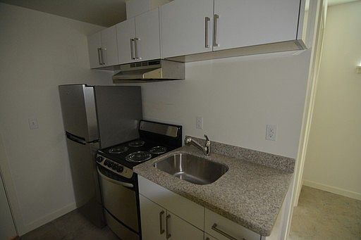 5th image of 1720 E Denny Way APT 020