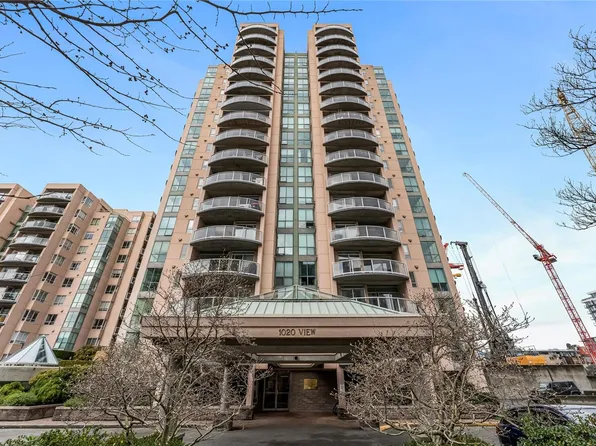 1020 View St #1004, Victoria, BC V8V 4Y4
