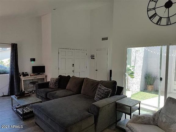 5th image of 2534 N 87th Way