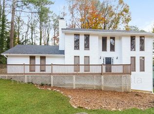 5051 Golfbrook Dr, Stone Mountain, GA