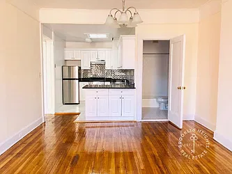 Rented by Brooklyn Heights Real Estate Inc
