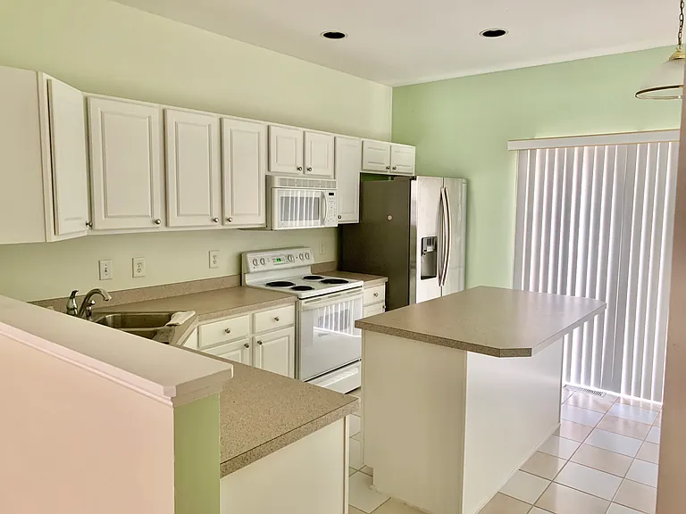 5539 Crabtree Park Ct — Photo 3