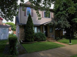 7706 W Summerdale Ave, Chicago, IL 60656
