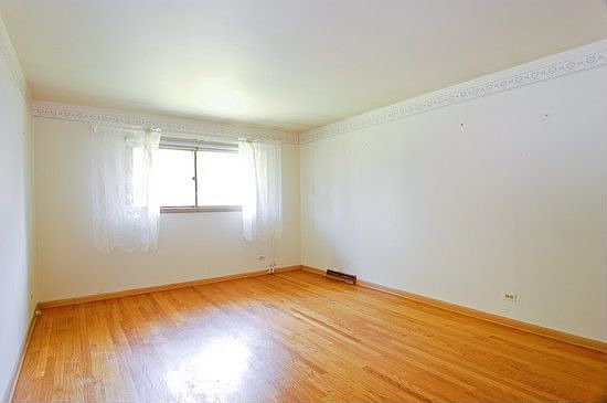 5th image of 640 E Wilton Ct