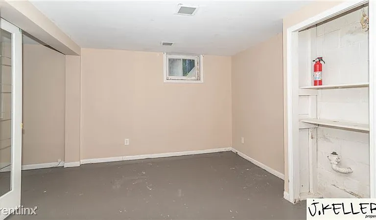 914 Woodlawn Ave — Photo 30