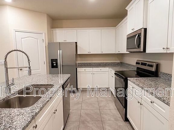 5th image of 124 Pasadena Dr