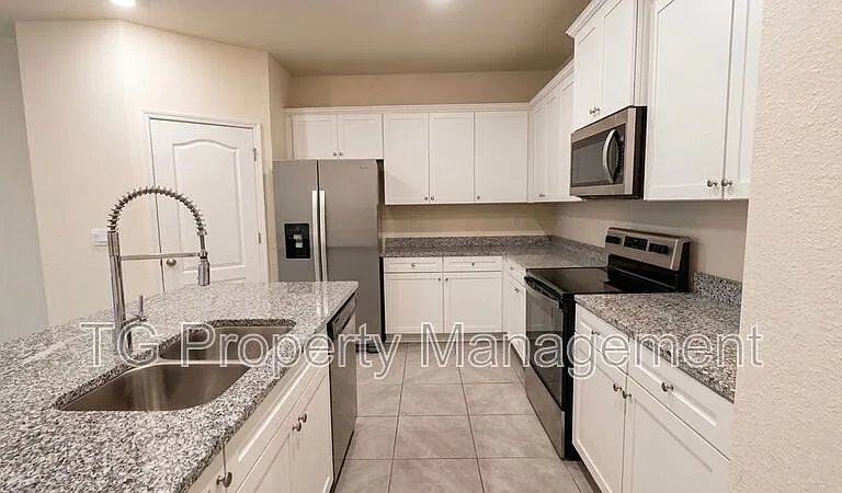 124 Pasadena Dr — Photo 5