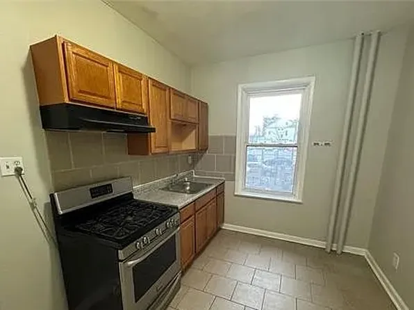 196 Roseville Ave, Newark, NJ