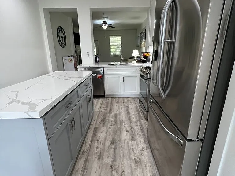 172 Beach Side Ct — Photo 5