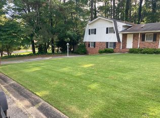 8677 W Bourne Dr, Jonesboro, GA 30238