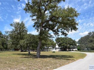 1190 Copperhead Rd, Seguin, TX 78155