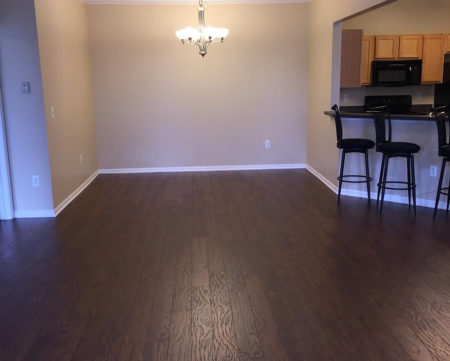 1st image of 15339 Cornell Dr