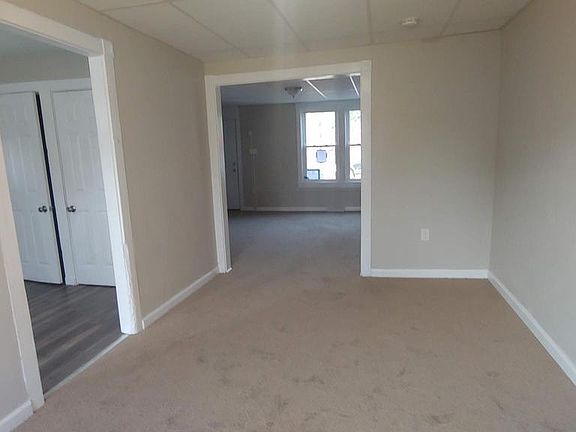 4th image of 511 2nd St