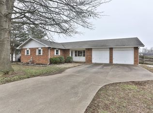 1506 E Chestnut St, Bolivar, MO 65613