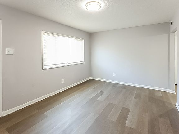 5th image of 209 Lindy Blvd