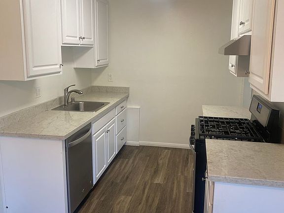 2nd image of 1587 Coriander Dr APT B