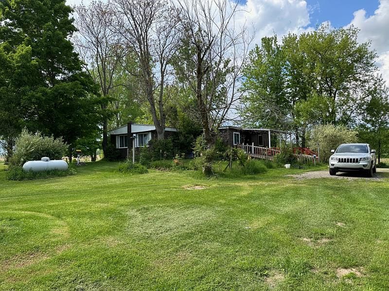 8461 Fostoria Rd, Fostoria, MI 48435 | Zillow