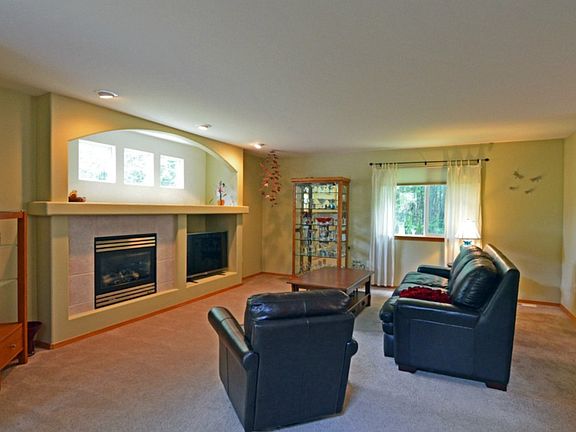 3rd image of 14628 24th Ave W