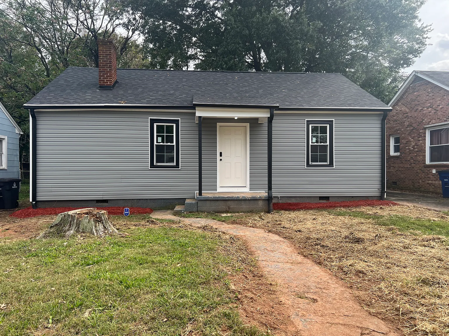 2 bed, 828 sqft, $1,200 — Photo 1
