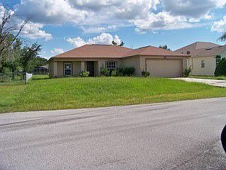 1st image of 706 Wren Ln