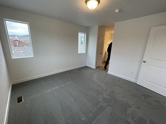 5th image of 15236 S Wild Horse Way