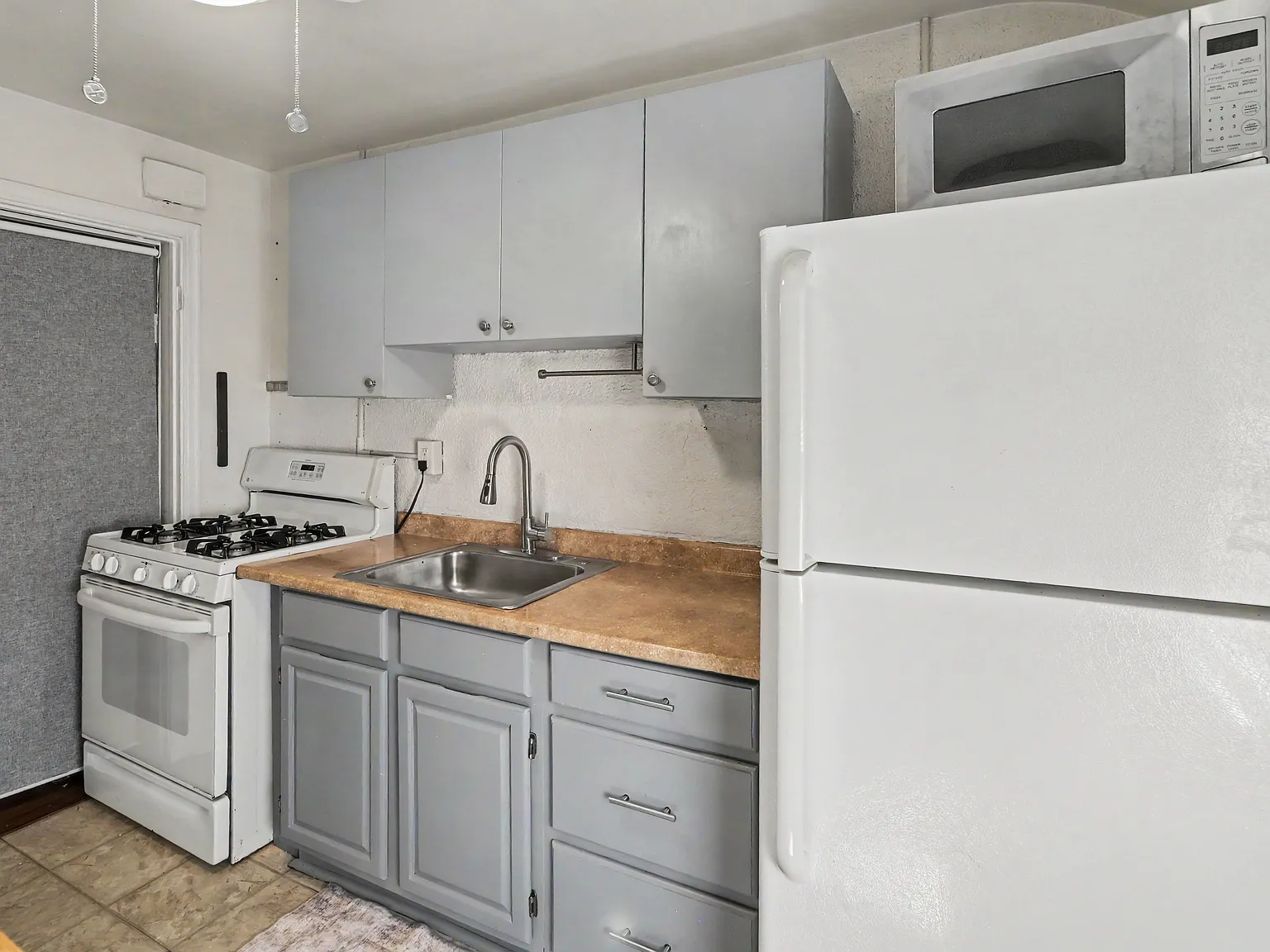 1 bed, 1000 sqft, $1,700 — Photo 4