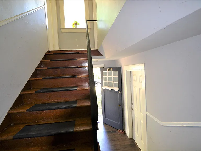 1517 Bonnie Brae St #4 — Photo 11