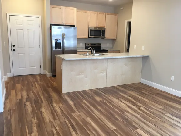 394 Main St #9, Winooski, VT 05404